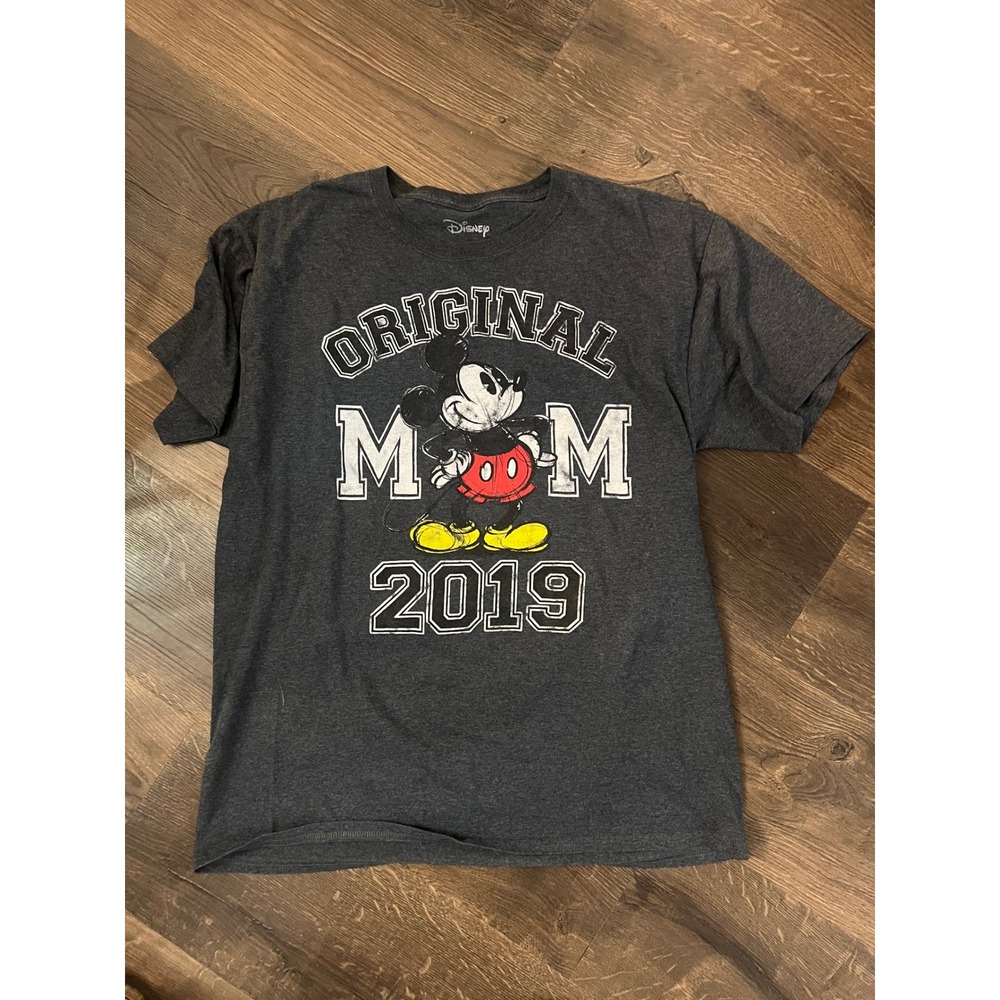 Disney Original Mom Mickey Mouse 2019 Gray Graphic‎ T Shirt L